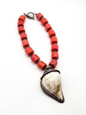 Rare! ✨ Handmade Tibetan-Style Red Coral and Shell Pendant Necklace - Heavy!